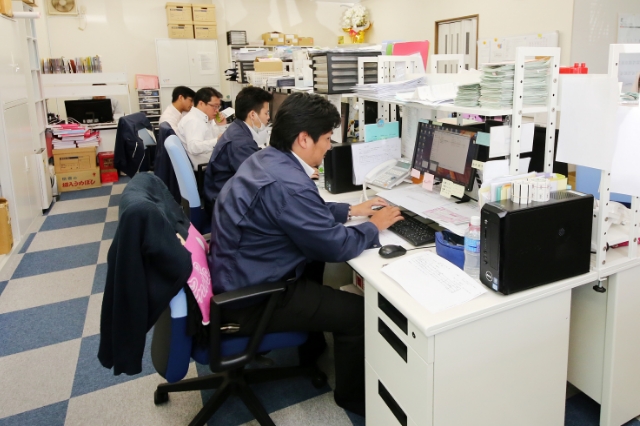 三郷営業所事務所